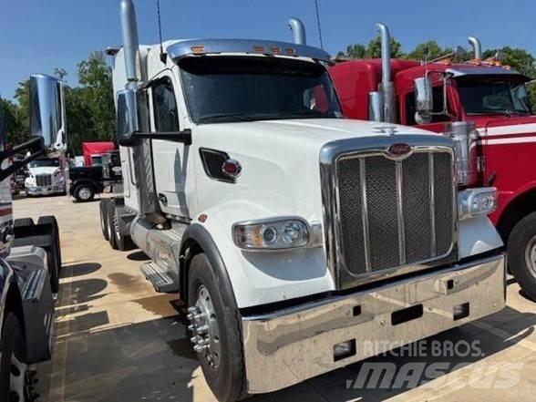 Peterbilt 567 Conventional Trucks / Tractor Trucks