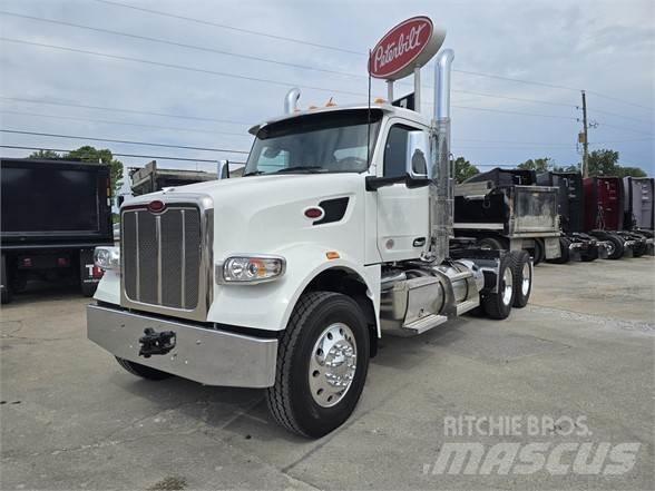 Peterbilt 567 Conventional Trucks / Tractor Trucks