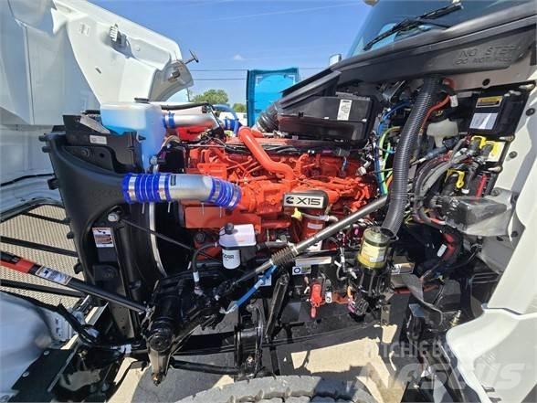 Peterbilt 567 Conventional Trucks / Tractor Trucks