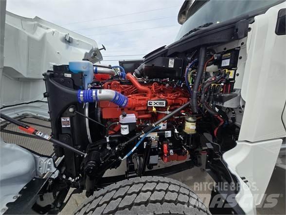 Peterbilt 567 Conventional Trucks / Tractor Trucks