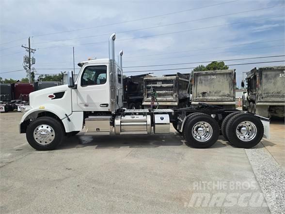 Peterbilt 567 Conventional Trucks / Tractor Trucks