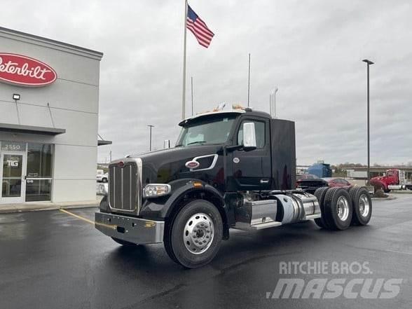 Peterbilt 567 Conventional Trucks / Tractor Trucks
