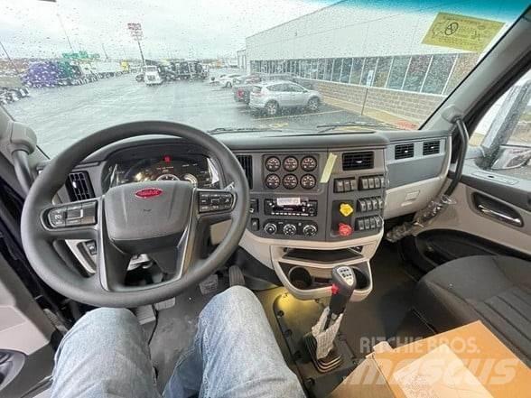 Peterbilt 567 Conventional Trucks / Tractor Trucks