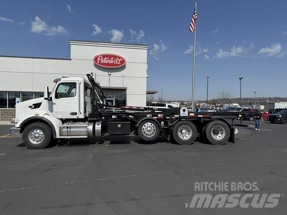 Peterbilt 567 Garbage Trucks / Recycling Trucks