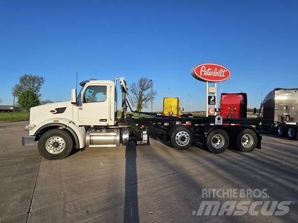 Peterbilt 567 Garbage Trucks / Recycling Trucks
