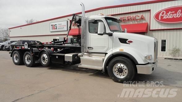 Peterbilt 567 Garbage Trucks / Recycling Trucks