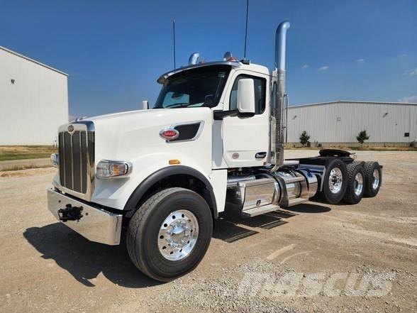 Peterbilt 567 Conventional Trucks / Tractor Trucks