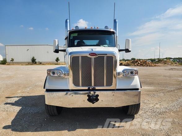 Peterbilt 567 Conventional Trucks / Tractor Trucks