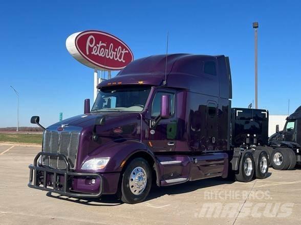 Peterbilt 579 Conventional Trucks / Tractor Trucks