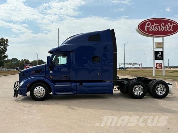 Peterbilt 579 Conventional Trucks / Tractor Trucks