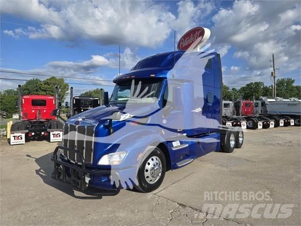 Peterbilt 579 Tractor Units