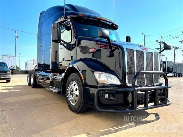 Peterbilt 579 Conventional Trucks / Tractor Trucks