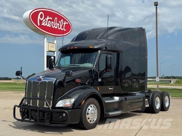 Peterbilt 579 Conventional Trucks / Tractor Trucks