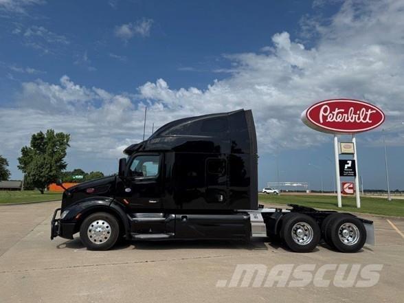 Peterbilt 579 Conventional Trucks / Tractor Trucks