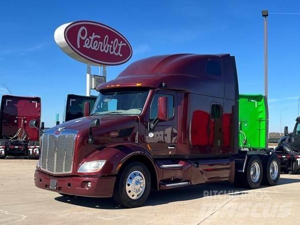 Peterbilt 579 Conventional Trucks / Tractor Trucks