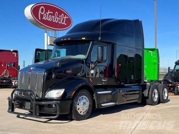 Peterbilt 579 Conventional Trucks / Tractor Trucks