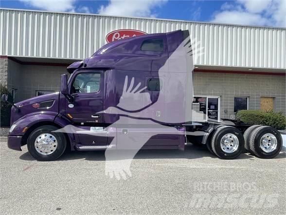 Peterbilt 579 Conventional Trucks / Tractor Trucks