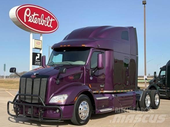 Peterbilt 579 Conventional Trucks / Tractor Trucks