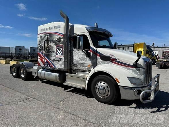 Peterbilt 579 Conventional Trucks / Tractor Trucks