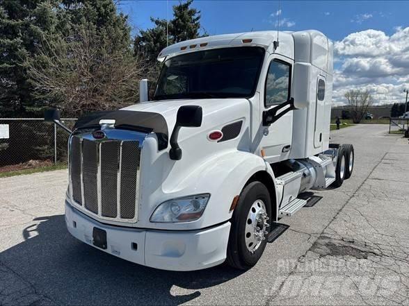 Peterbilt 579 Conventional Trucks / Tractor Trucks