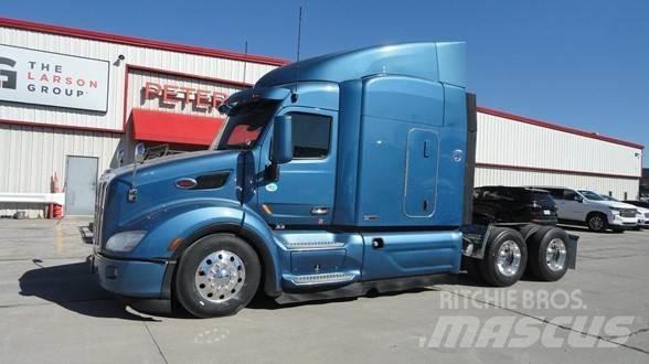 Peterbilt 579 Conventional Trucks / Tractor Trucks