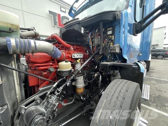 Peterbilt 579 Conventional Trucks / Tractor Trucks