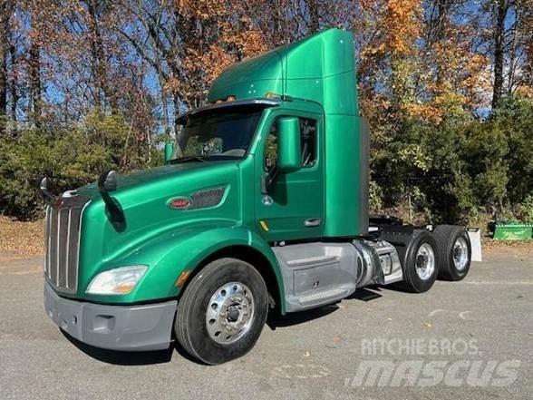 Peterbilt 579 Conventional Trucks / Tractor Trucks