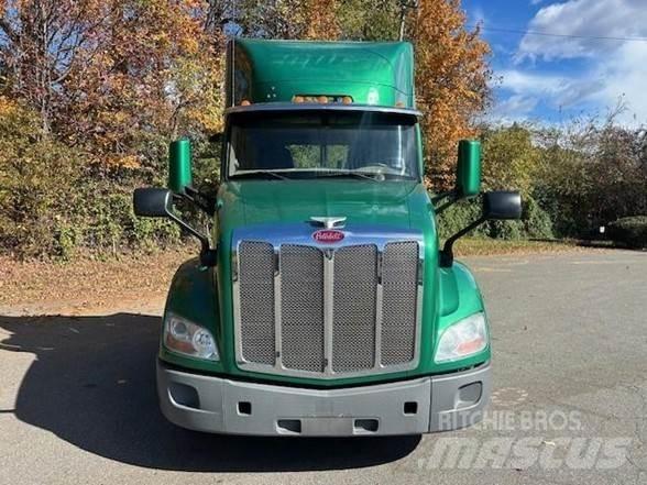 Peterbilt 579 Conventional Trucks / Tractor Trucks