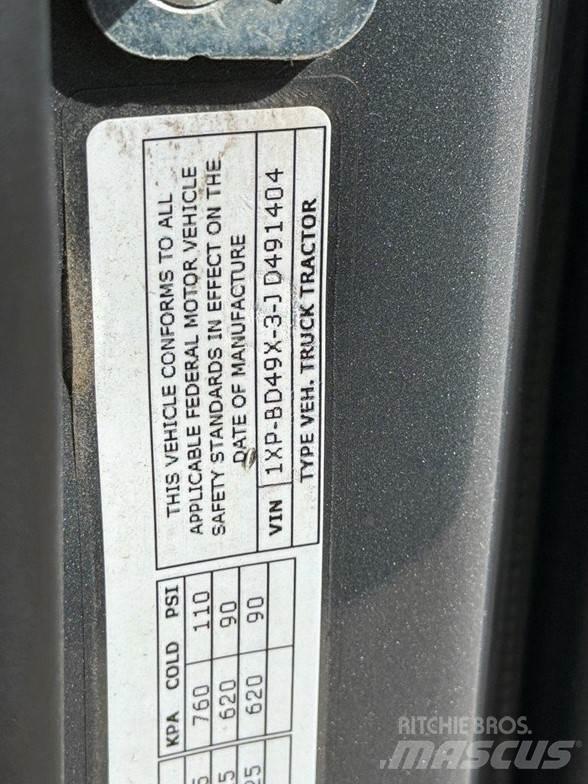 Peterbilt 579 Conventional Trucks / Tractor Trucks