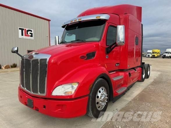 Peterbilt 579 Conventional Trucks / Tractor Trucks