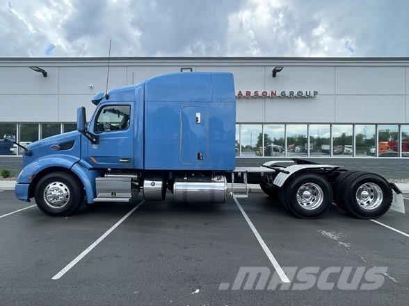Peterbilt 579 Conventional Trucks / Tractor Trucks
