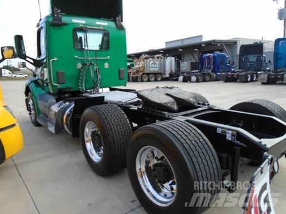 Peterbilt 579 Conventional Trucks / Tractor Trucks