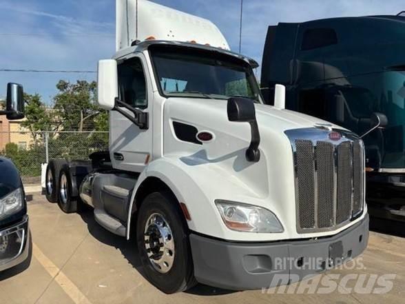 Peterbilt 579 Conventional Trucks / Tractor Trucks