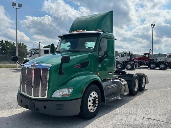 Peterbilt 579 Conventional Trucks / Tractor Trucks