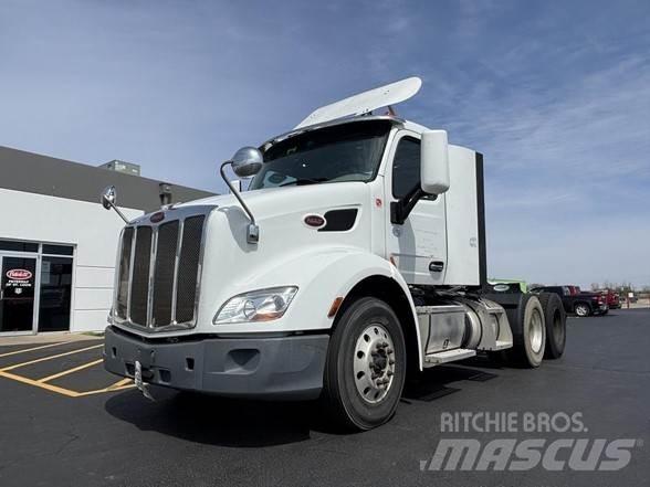 Peterbilt 579 Conventional Trucks / Tractor Trucks