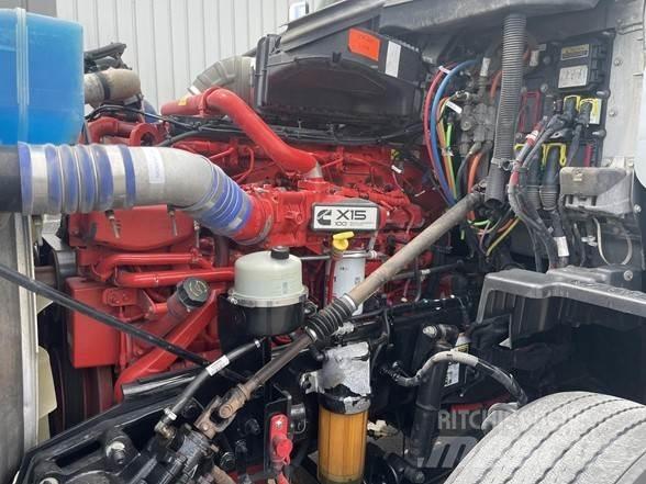Peterbilt 579 Conventional Trucks / Tractor Trucks