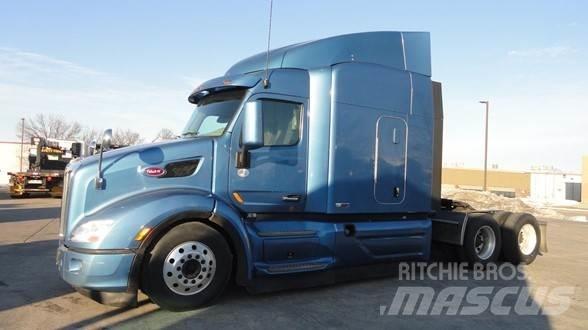 Peterbilt 579 Conventional Trucks / Tractor Trucks