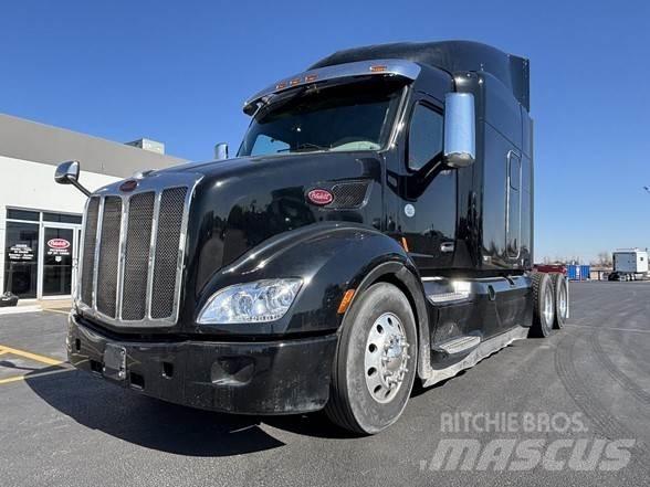 Peterbilt 579 Conventional Trucks / Tractor Trucks