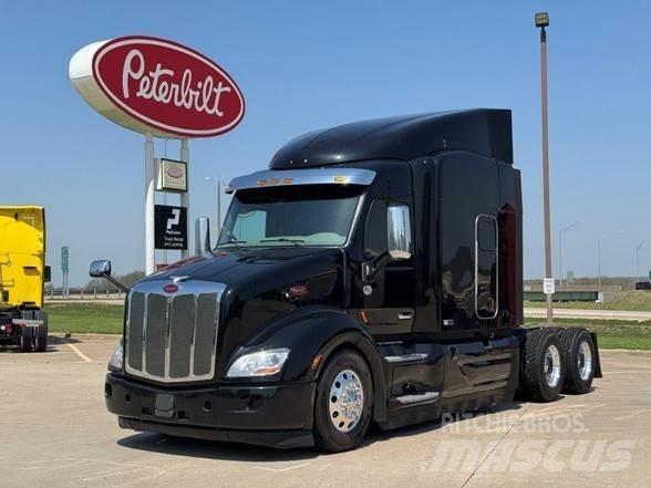Peterbilt 579 Conventional Trucks / Tractor Trucks