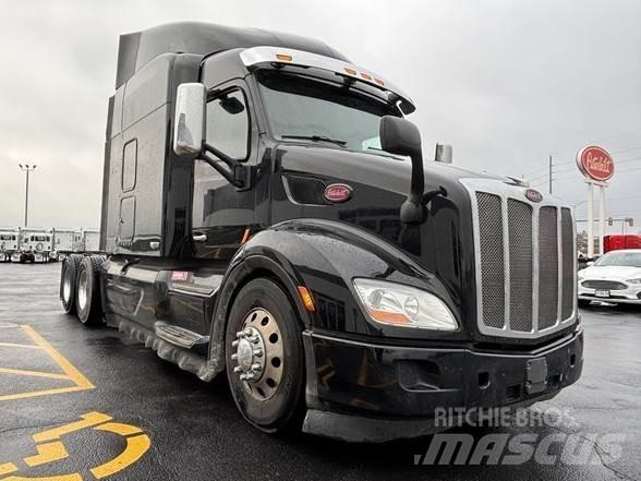Peterbilt 579 Conventional Trucks / Tractor Trucks