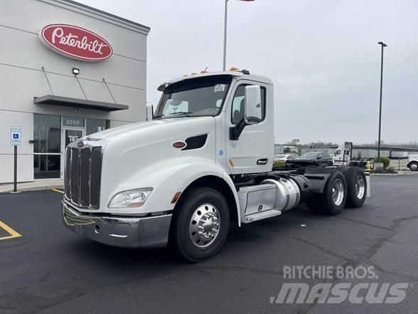 Peterbilt 579 Conventional Trucks / Tractor Trucks