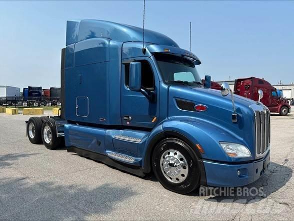 Peterbilt 579 Conventional Trucks / Tractor Trucks