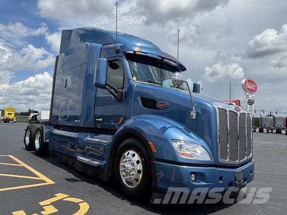 Peterbilt 579 Conventional Trucks / Tractor Trucks
