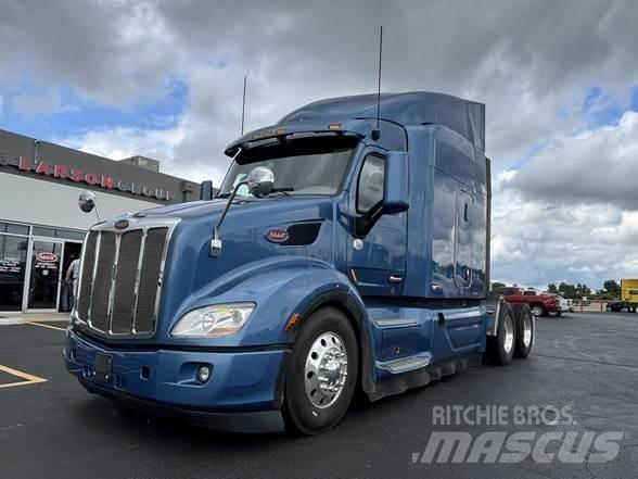 Peterbilt 579 Conventional Trucks / Tractor Trucks