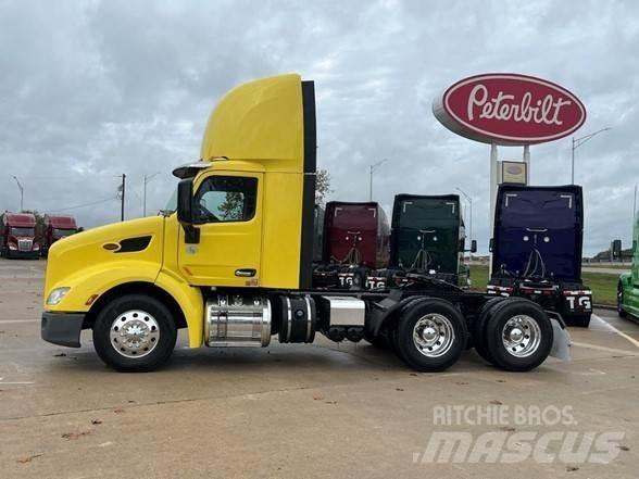 Peterbilt 579 Conventional Trucks / Tractor Trucks
