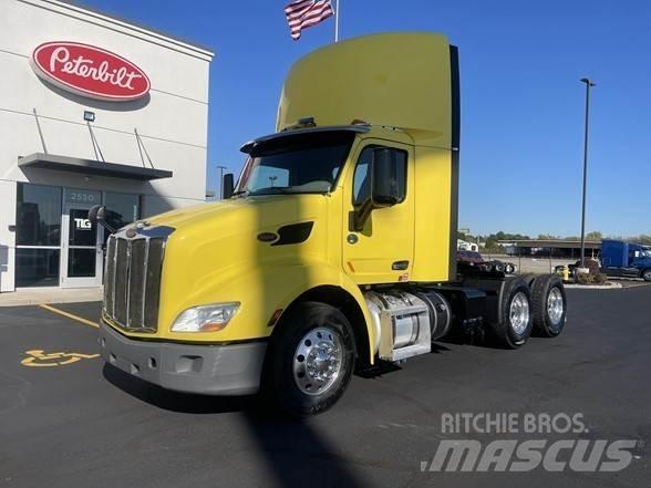 Peterbilt 579 Conventional Trucks / Tractor Trucks