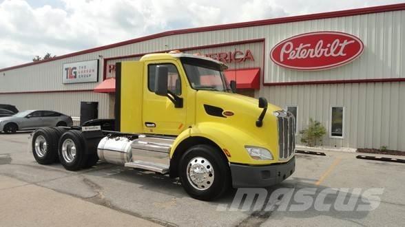 Peterbilt 579 Conventional Trucks / Tractor Trucks