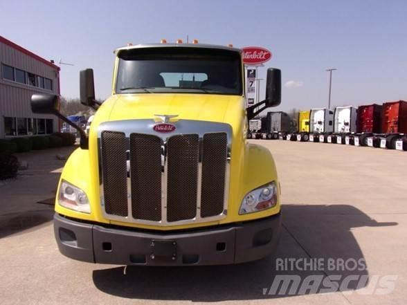 Peterbilt 579 Conventional Trucks / Tractor Trucks