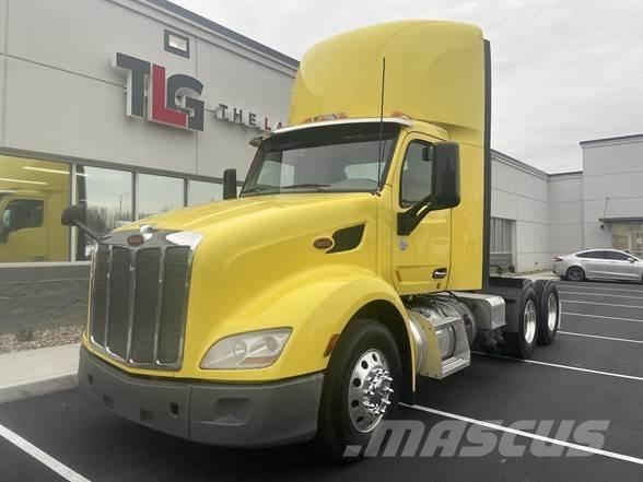 Peterbilt 579 Conventional Trucks / Tractor Trucks
