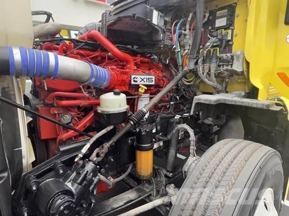 Peterbilt 579 Conventional Trucks / Tractor Trucks